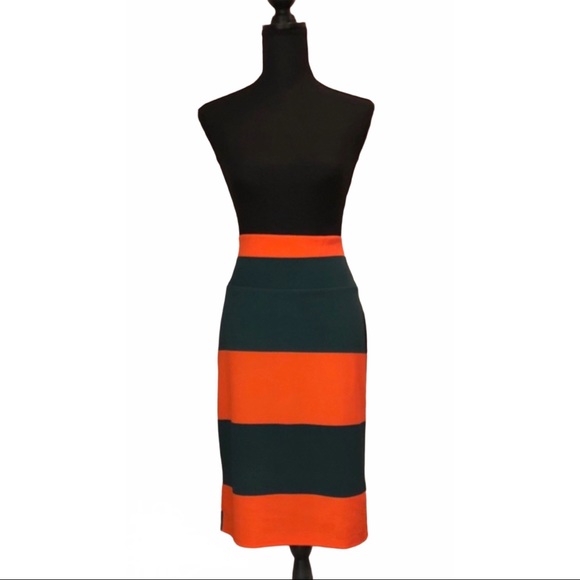 LulaRoe Cassie Skirt Striped Size Large Stretch - Picture 2 of 10